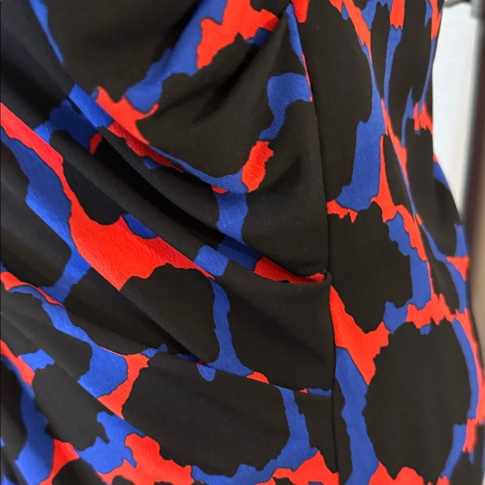 Metaphor Black and Red Long Sleeve Dress - Picture 7 of 9